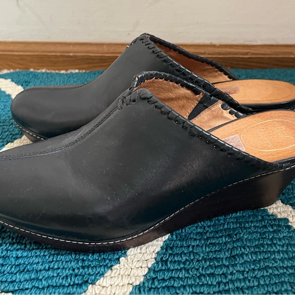 Women's Black Leather Slip-On Wedge Shoes